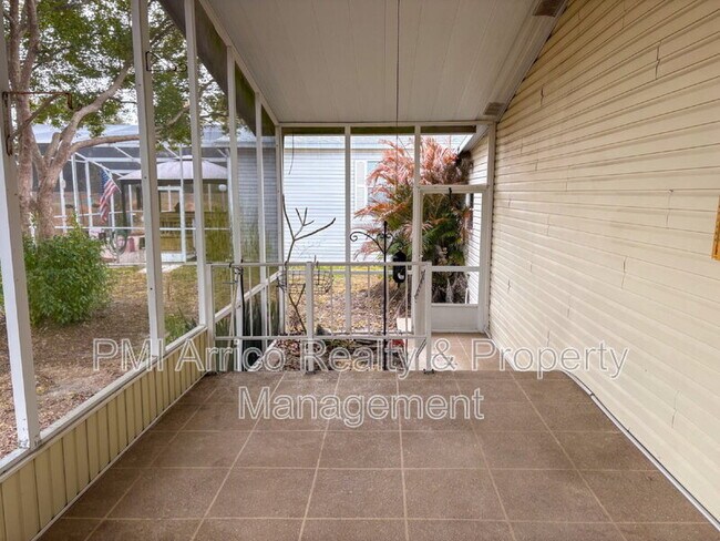 Building Photo - 3505 Meteor Pl