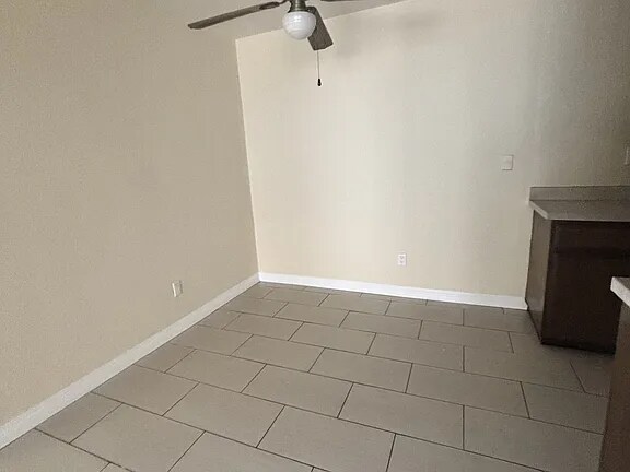 Building Photo - 6742 Western Ave