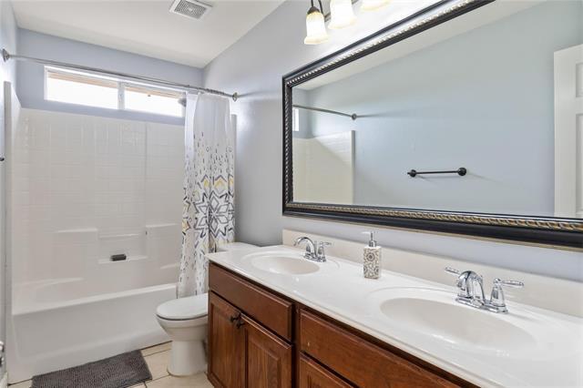 Building Photo - 106 Foxwood Ln