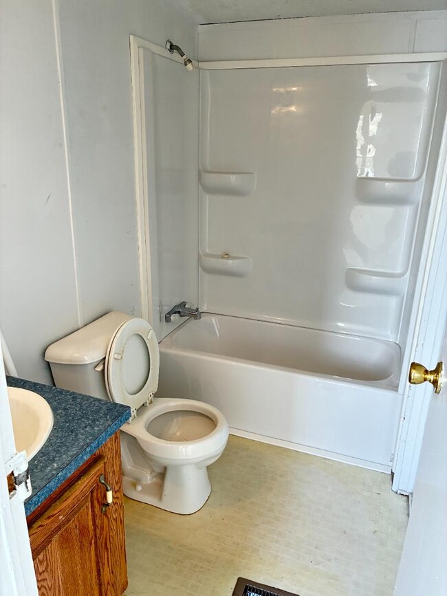 Building Photo - 2316 Wysteria Ln