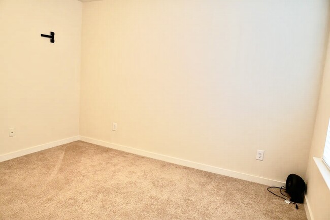 Building Photo - 6425 Swatner Dr