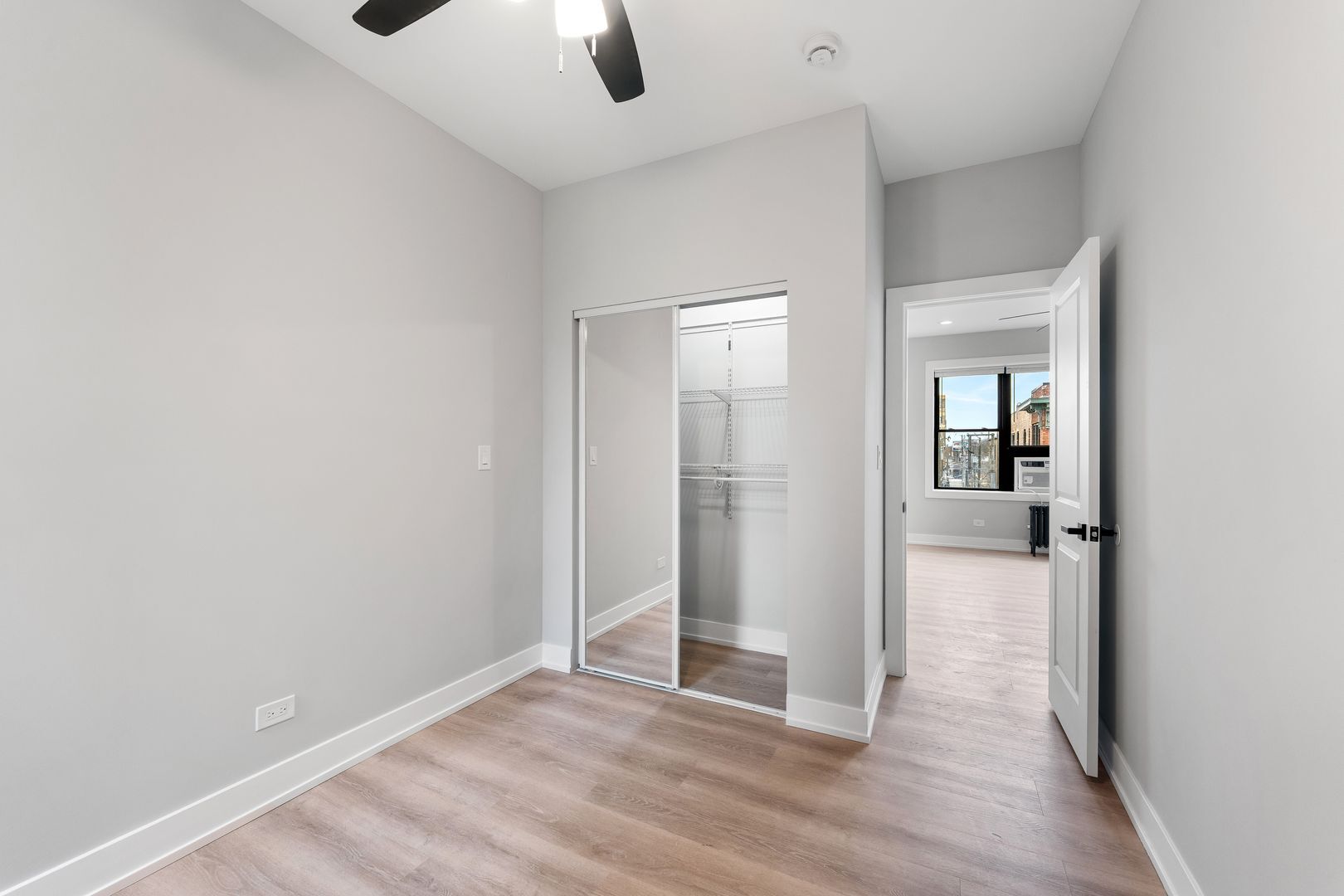 Building Photo - 1536 W Jonquil Ter