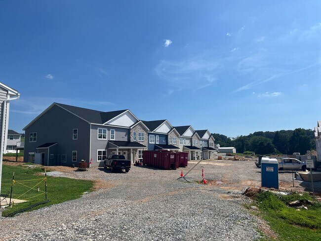 Building Photo - 3906 Tunnel Hill Rd