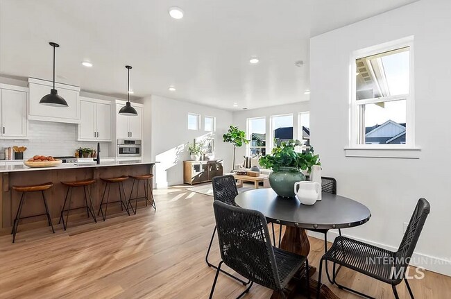 Building Photo - 4630 W Riva Capri Ct