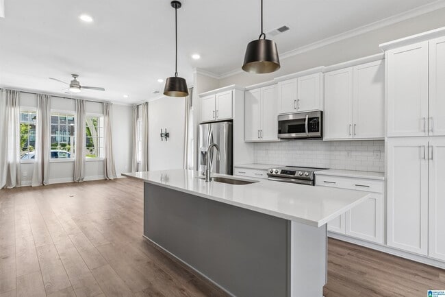 Building Photo - 47804780 Silas Ave