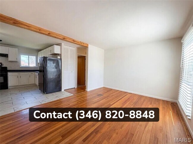 Building Photo - 2243 Bolton St