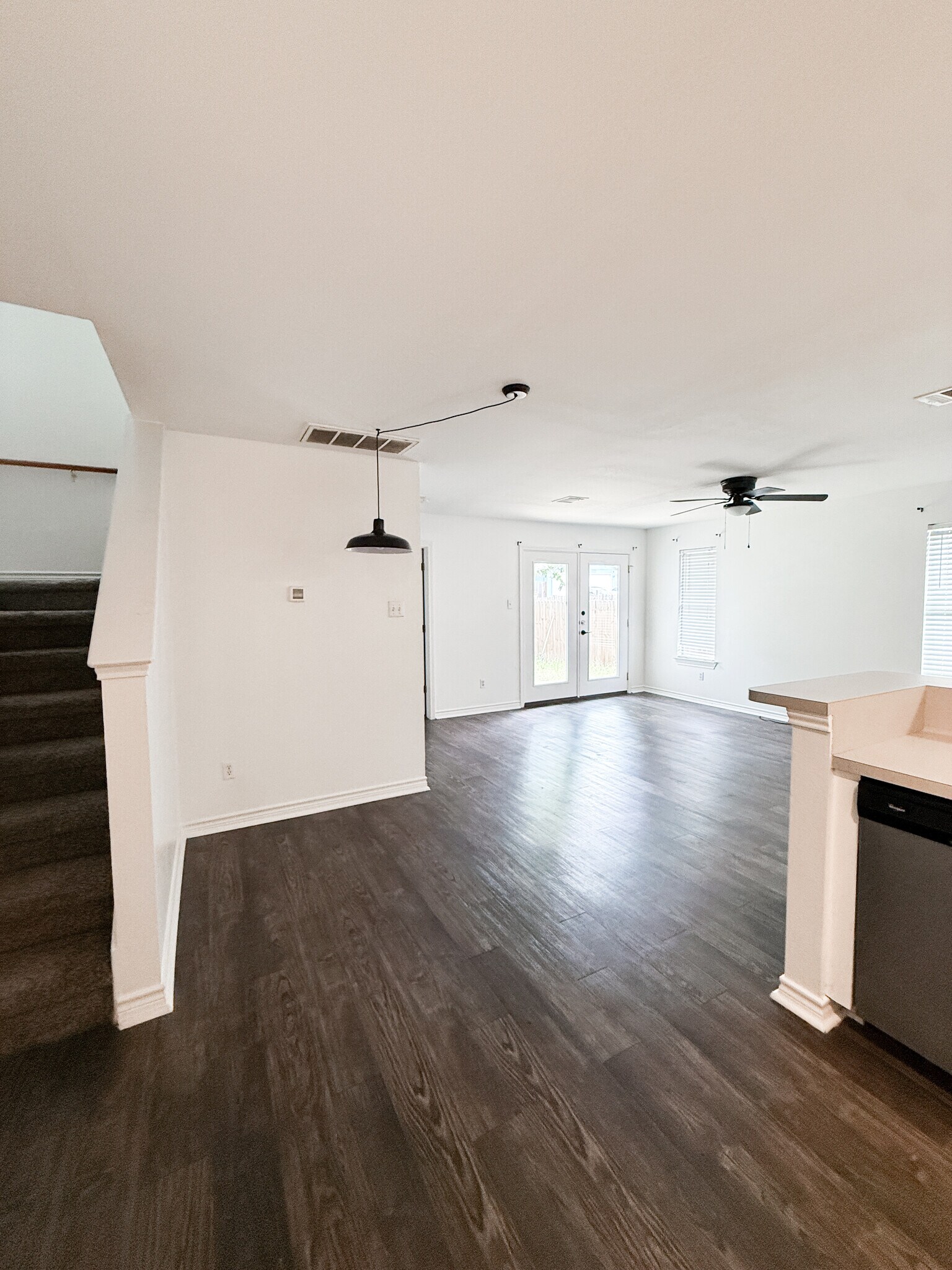 Building Photo - 2902 Kestrel Dr