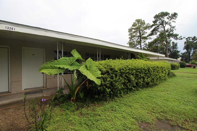 Primary Photo - 13261 Lillian Hwy