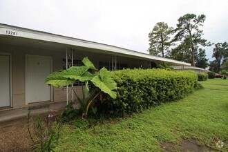 Building Photo - 13261 Lillian Hwy