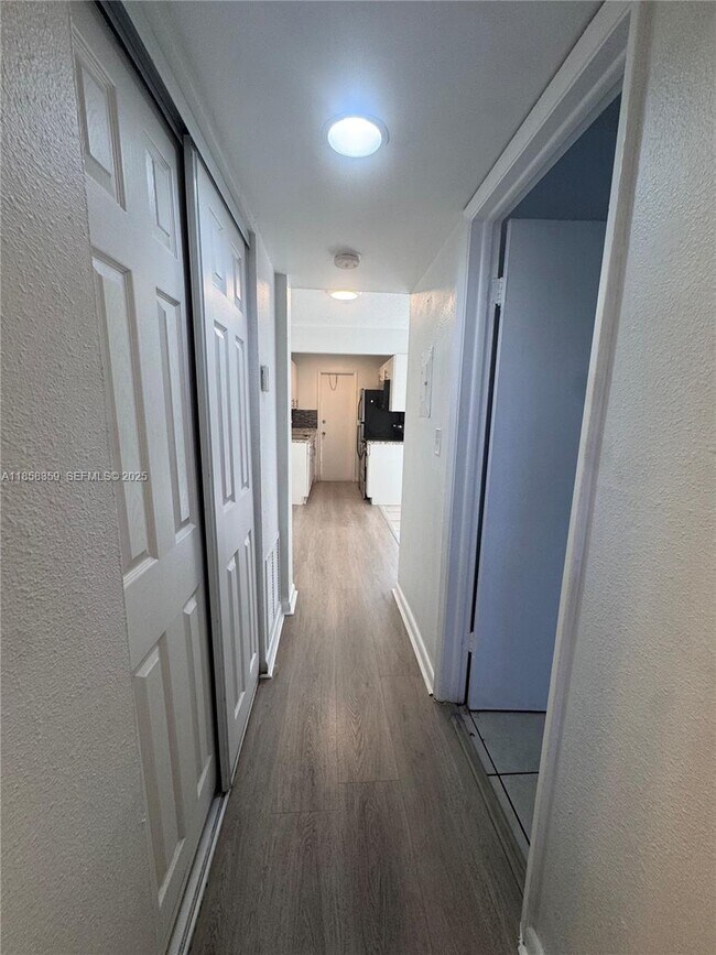 Building Photo - 2331 Adams St