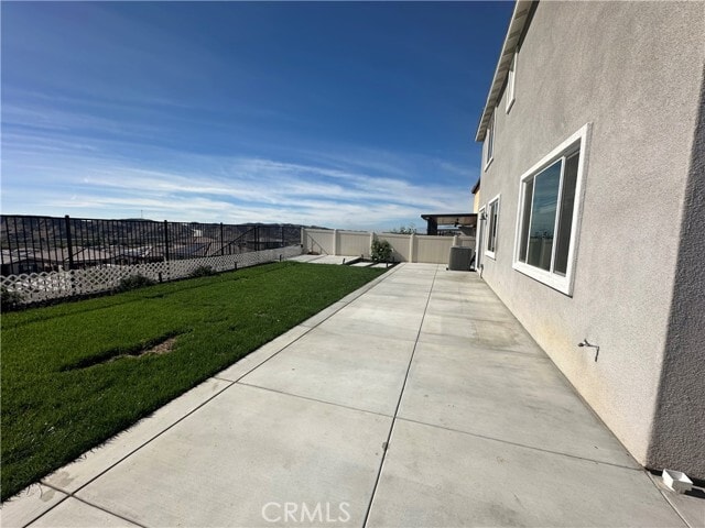 Building Photo - 35349 Hutchison Pl