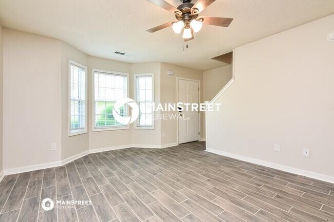 Building Photo - 3 Bedroom Pet-Friendly Home in LITHONIA, GA with Main Street Renewal