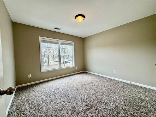 Building Photo - 1169 Harvest Brook Dr NE