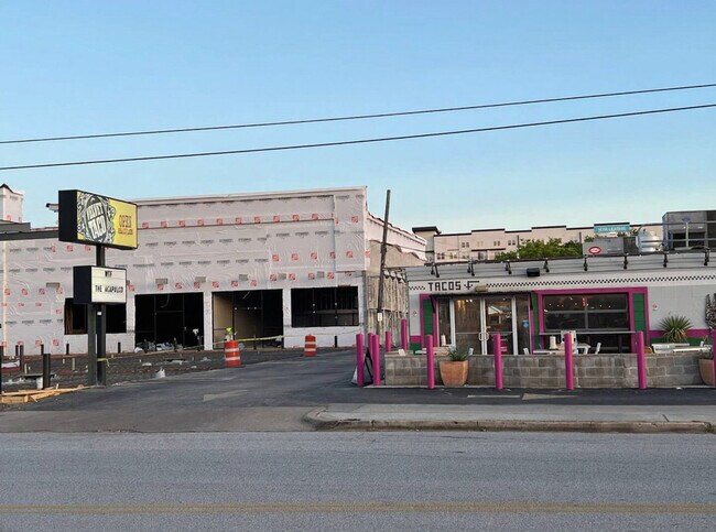 Building Photo - 1111 Shepherd Dr