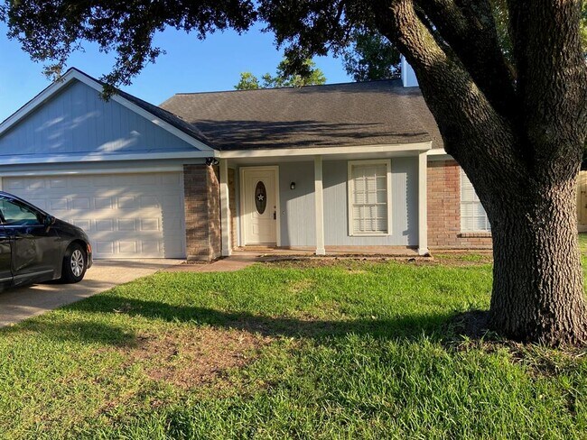 Primary Photo - 11219 Willow Field Dr