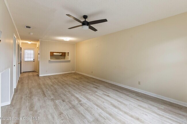 Building Photo - 4438 Dorothy Dr