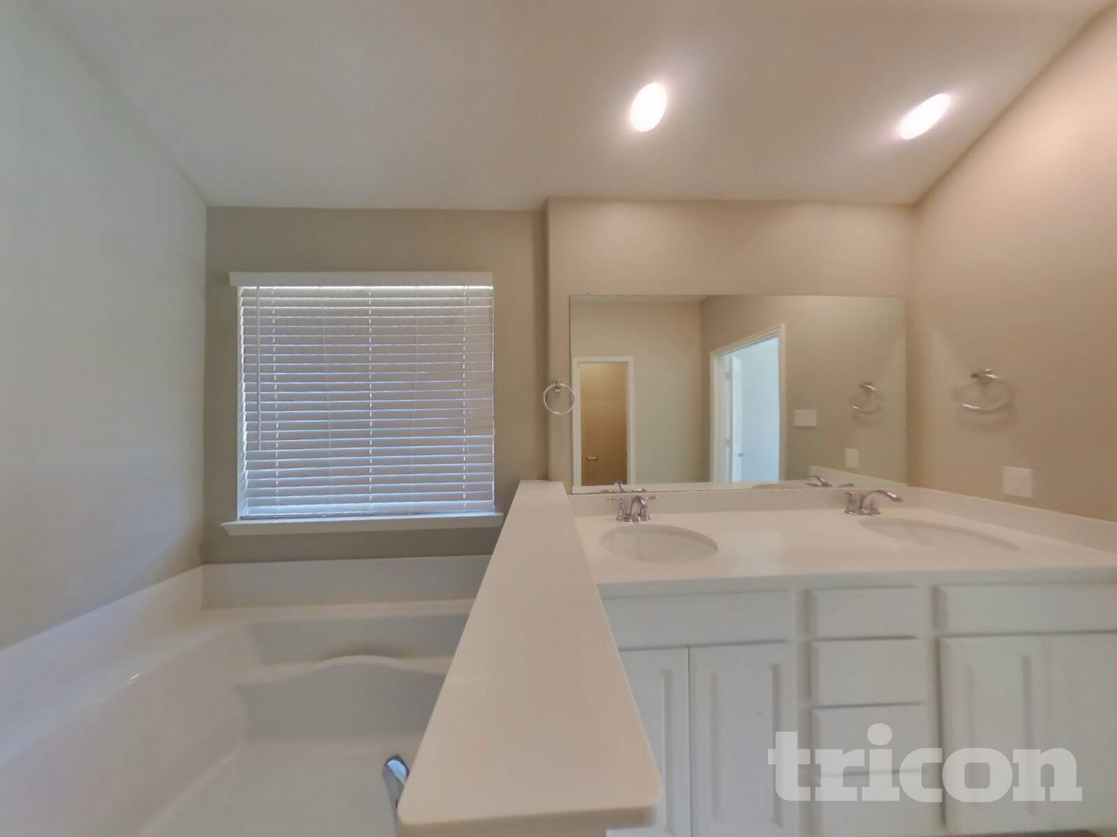 Building Photo - 3213 Shady River Trail