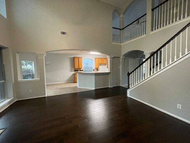 Building Photo - 9323 Willow Crossing Dr