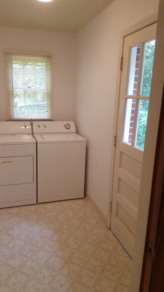 Laundry Room - 102 Clemson St
