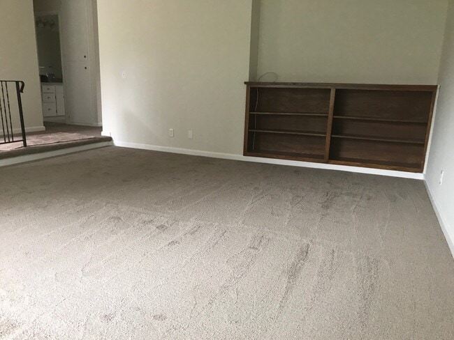 Building Photo - Home adjacent to park with new paint and n...