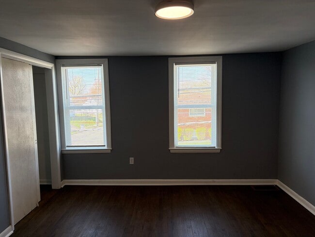 Building Photo - Fully Renovated 2BR/1.5BA Twin Home on Corner Lot-Move in Ready