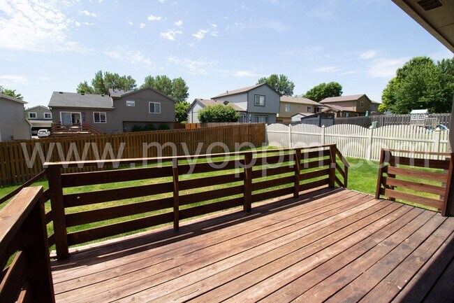 Building Photo - spacious 4-bedroom, 3-bathroom