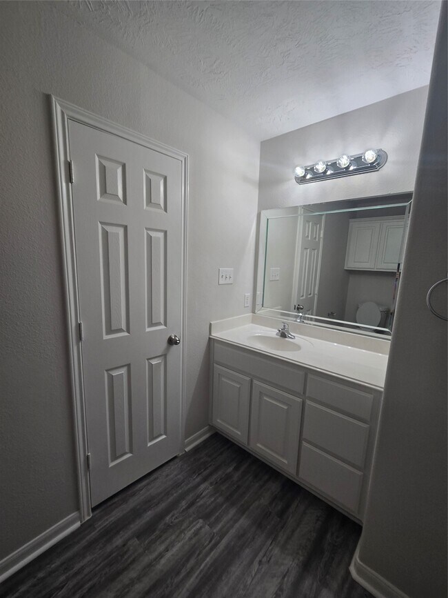 Building Photo - 4615 Comal River Loop
