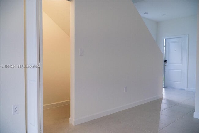 Building Photo - 27651-27155 CT