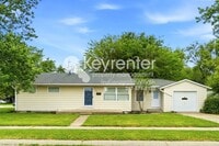 Building Photo - Newly renovated 3 bedroom 1 1/2 bath Brownsburg home!