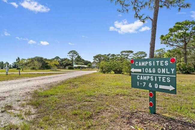 Building Photo - 6598 Britt St