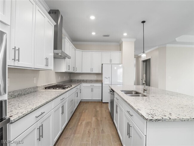 Building Photo - 15904 Sugar Hl Dr