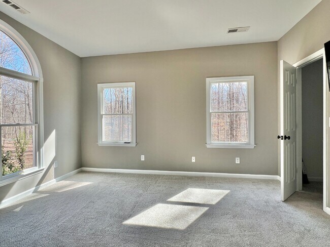 Building Photo - 7809 Deer Trail