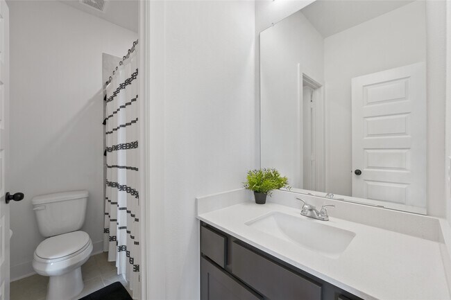 Building Photo - 23685 Silver Palm Trl