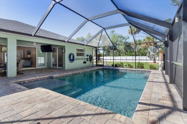 Building Photo - 126 Spur Dr