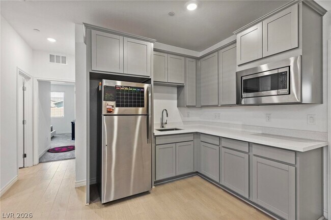 Building Photo - 3546 Luciana Gln Ave