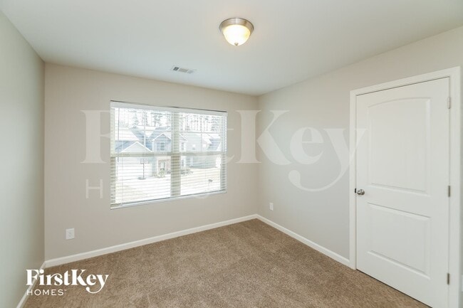 Building Photo - 179 Spring Forrest Ln