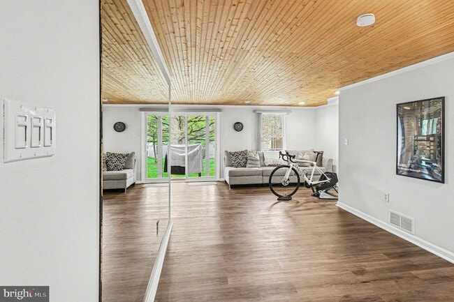 Building Photo - 3402 Keswick Way