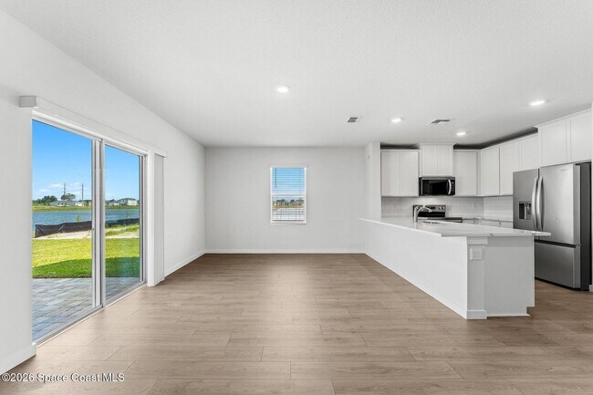 Building Photo - 9732 Venetian Sq