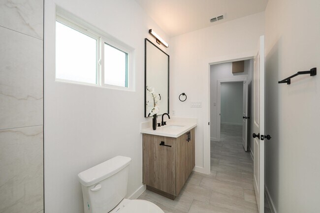 Building Photo - 8218 Casa Verde Rd