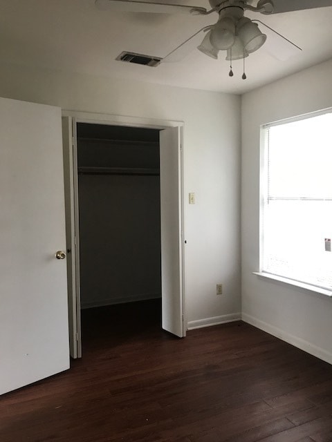 Building Photo - Bryan - 1 bedroom / 1 bath / 4plex