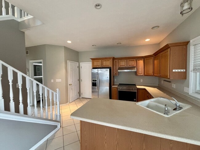 Building Photo - 4-bedroom, 2.5 bathroom unfurnished home in Saint Joseph