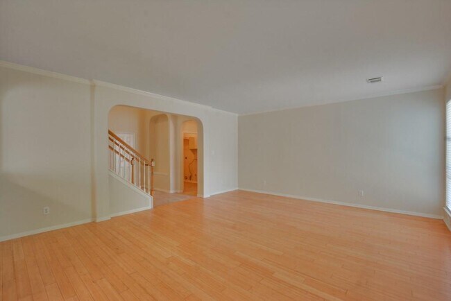 Building Photo - 13552 Anarosa Loop