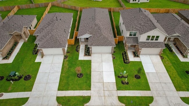 Building Photo - 18699 Cepagatti Dr