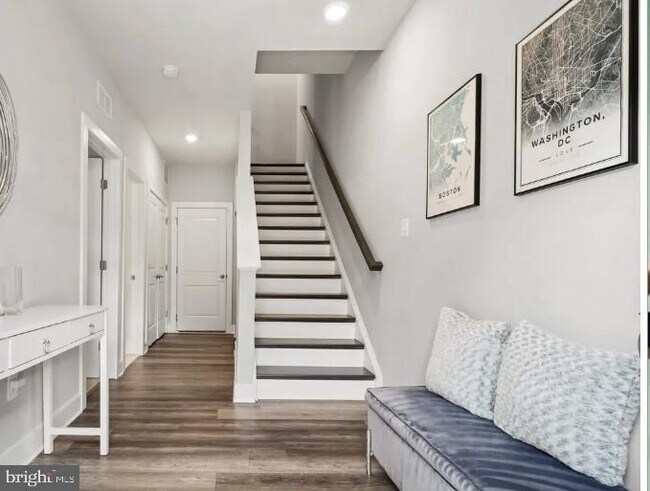 Building Photo - 167 Klee Alley