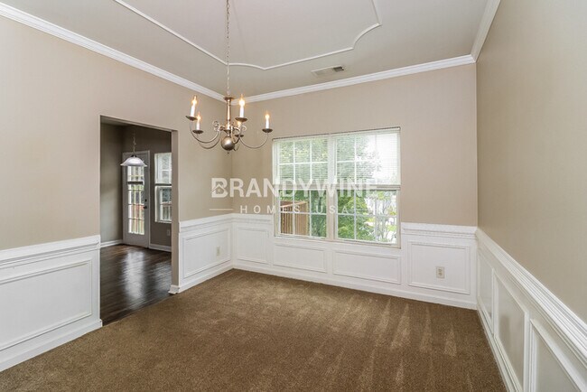 Building Photo - 455 Boxelder Rd