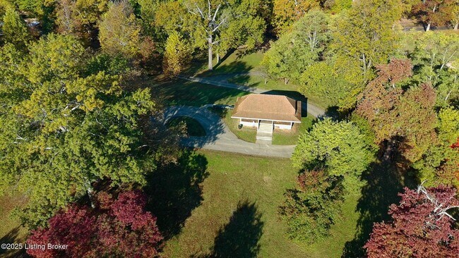 Building Photo - 720 Gheens Ave