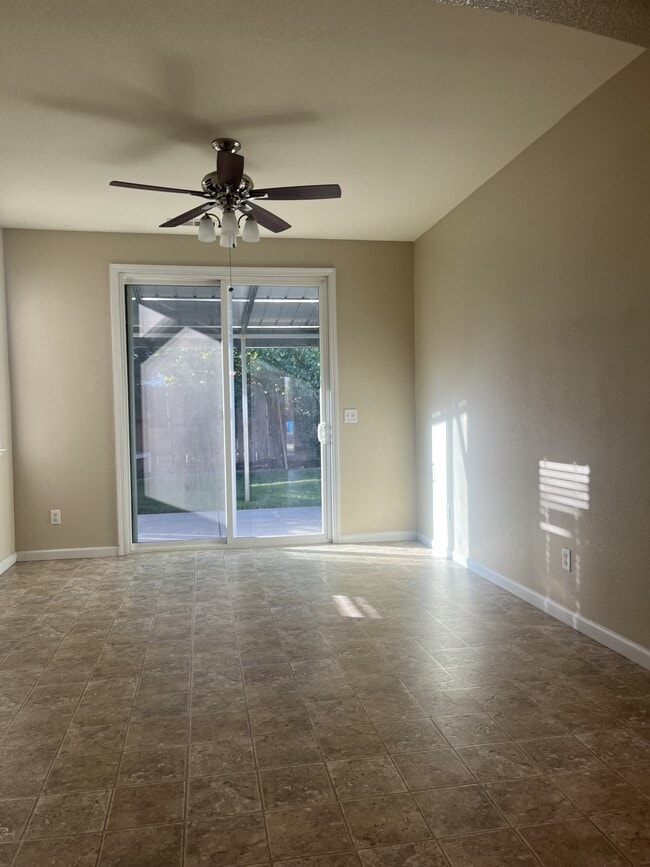 Building Photo - 3544 Kim Way