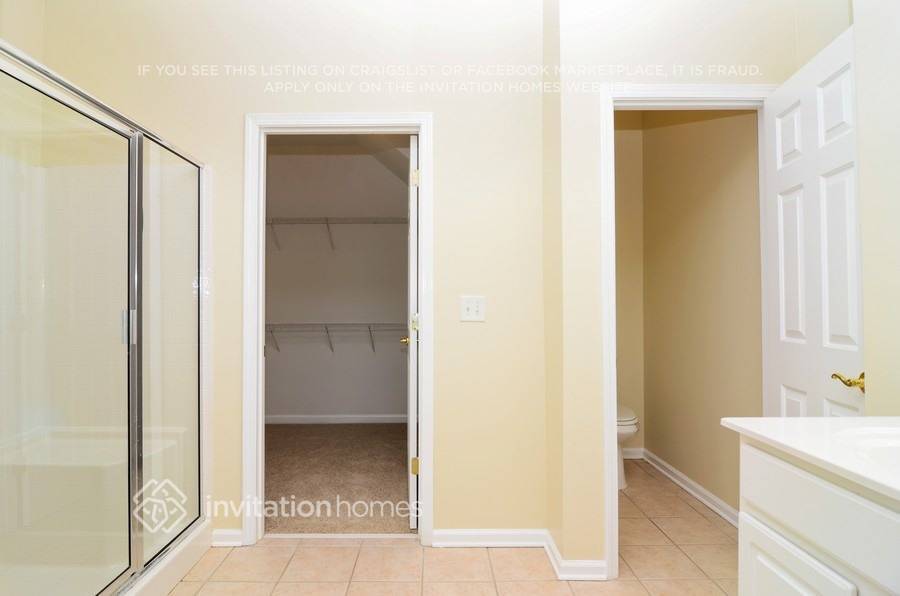 Building Photo - 3624 Silver Springs Way SW