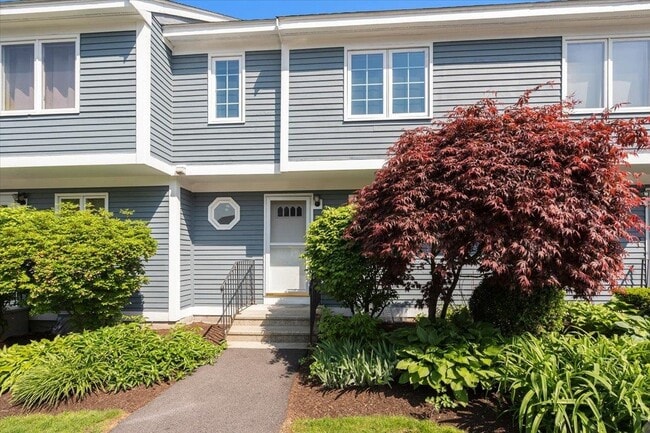 Building Photo - 7 Swift Ln