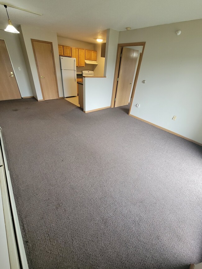 Primary Photo - ** WINTER MOVE IN SPECIAL ** 1 Bedroom | 1...